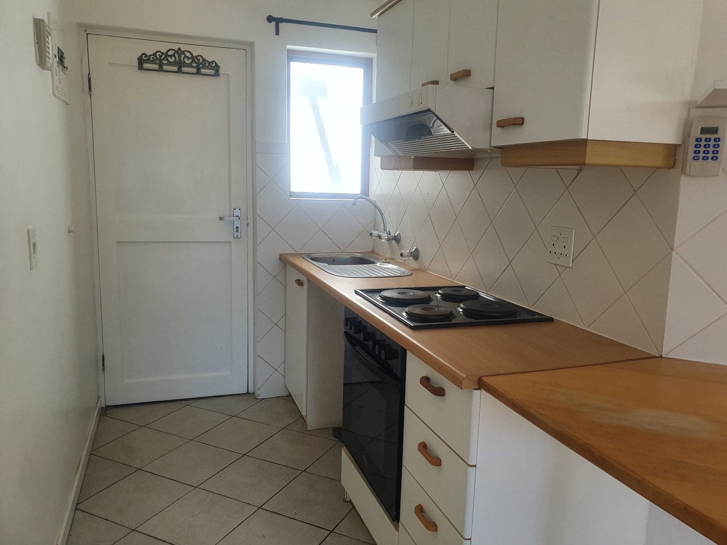 To Let 1 Bedroom Property for Rent in Melkbosstrand Central Western Cape